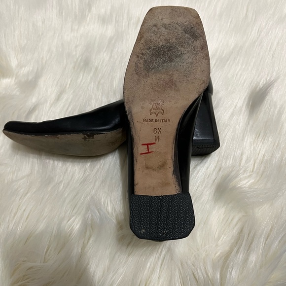 Kenneth Cole Italian Leather sleek shoes, square toe, 6 1/2 - Picture 5 of 5